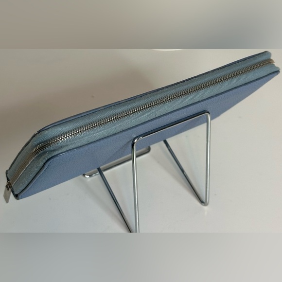 Celine Zippy Wallet With Care Card - Picture 14 of 16